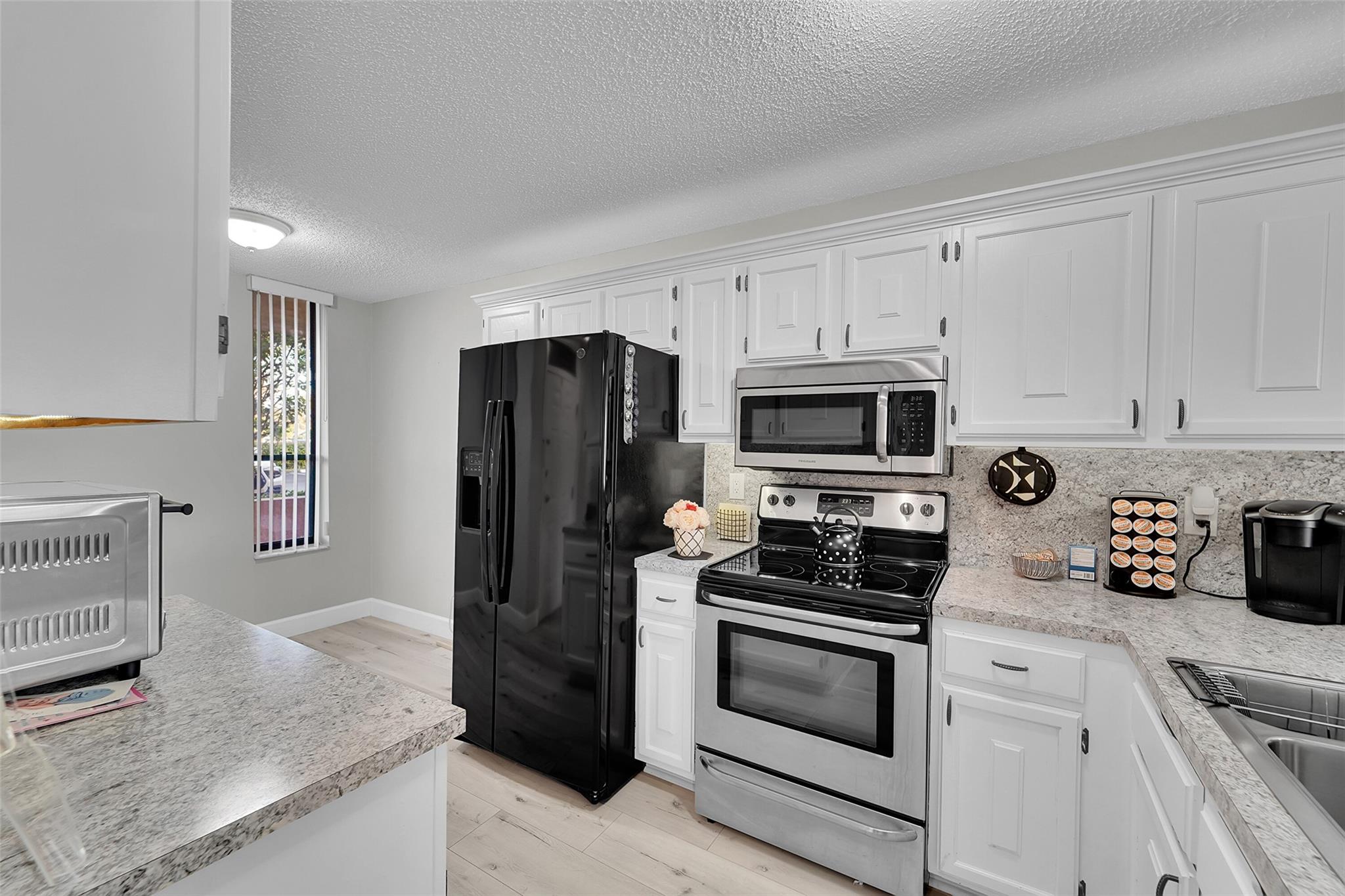 CORAL GATE - Residential