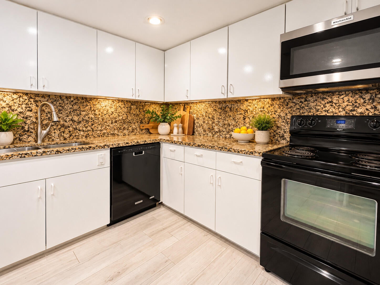 401 Golden Isles Drive 402