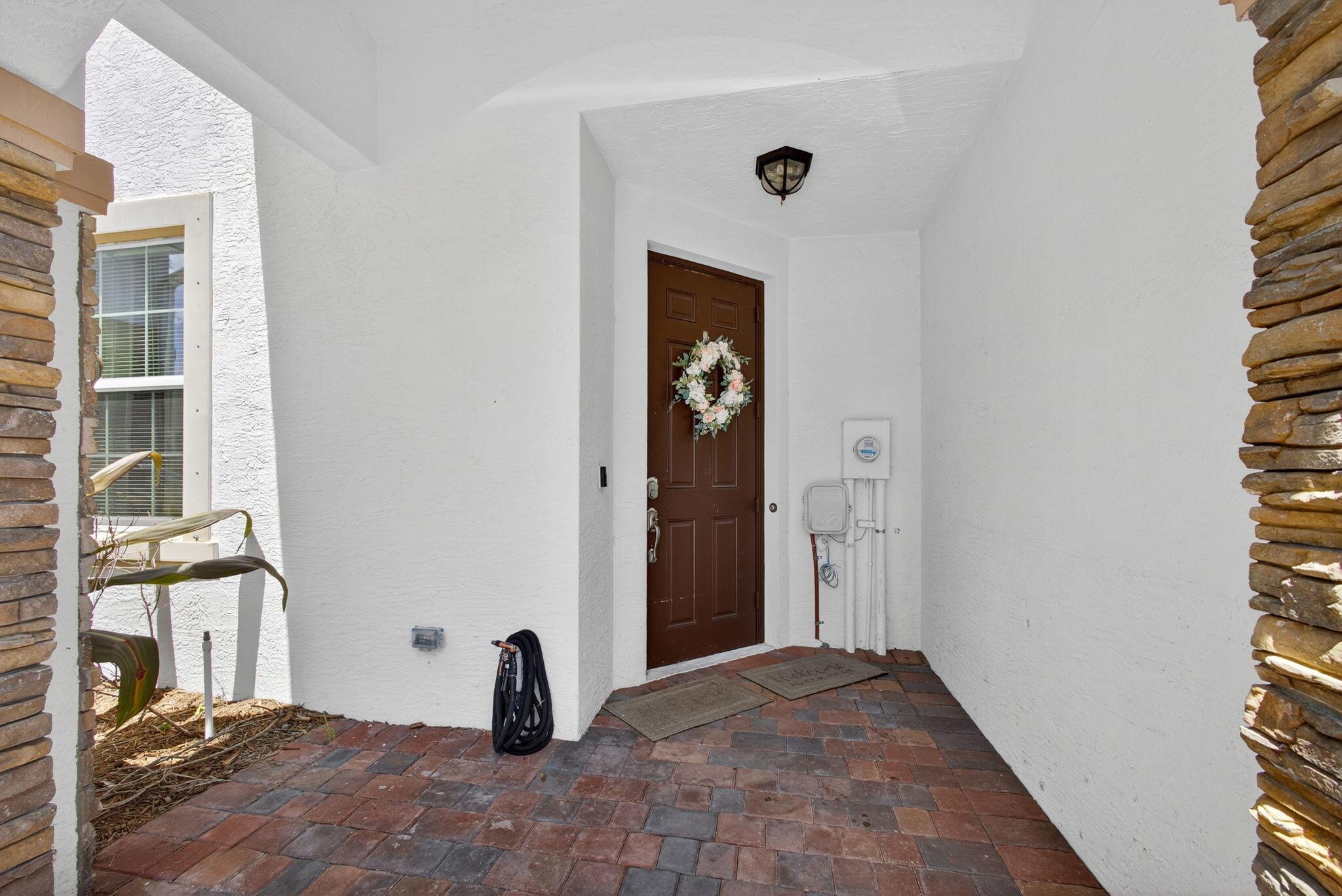 4311 Maybelle Lane