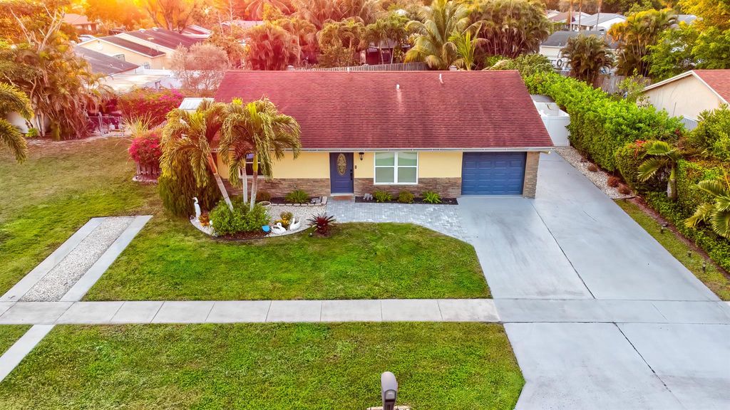 Photo of 4629 Carthage Circle S, Lake Worth, FL 33463 (MLS # R11061005)