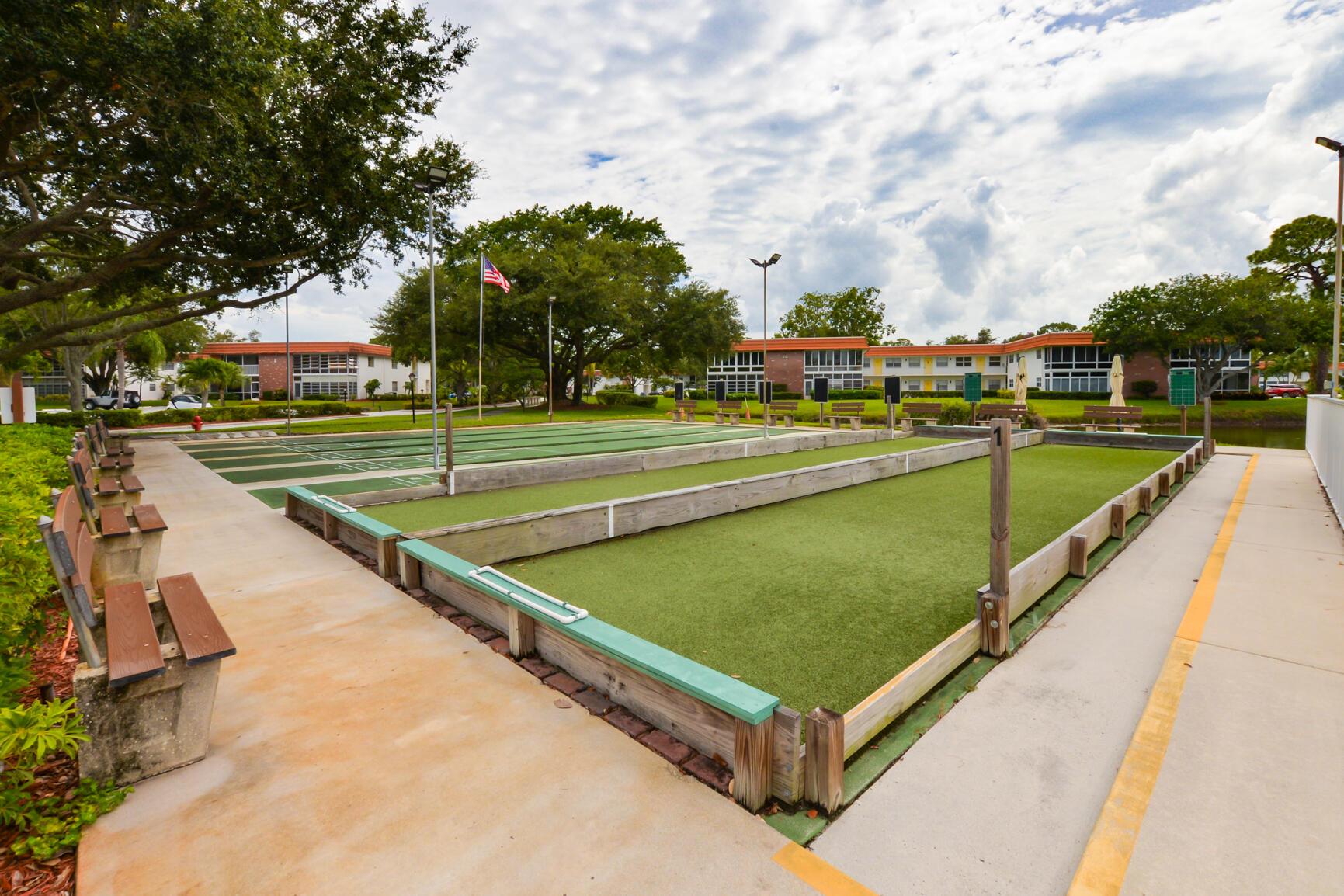 VISTA DEL LAGO CONDO - Residential