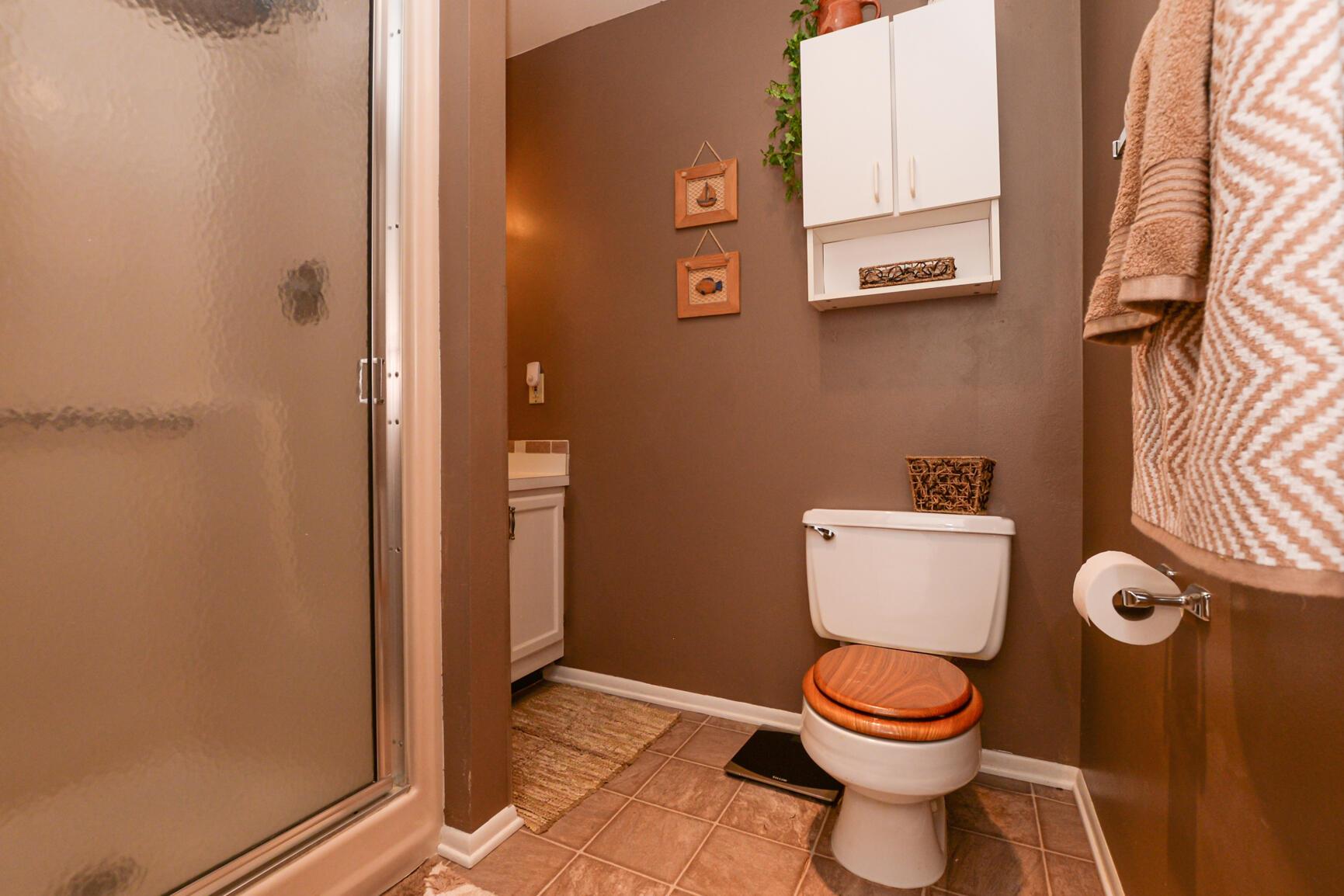 VISTA DEL LAGO CONDO - Residential