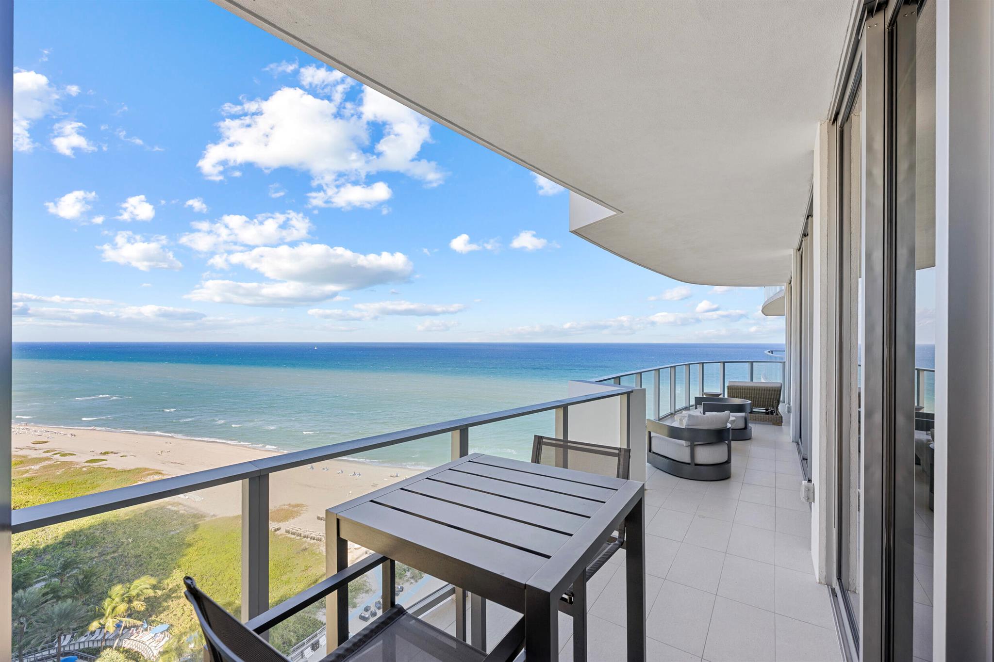 AMRIT OCEAN RESORT - Residential