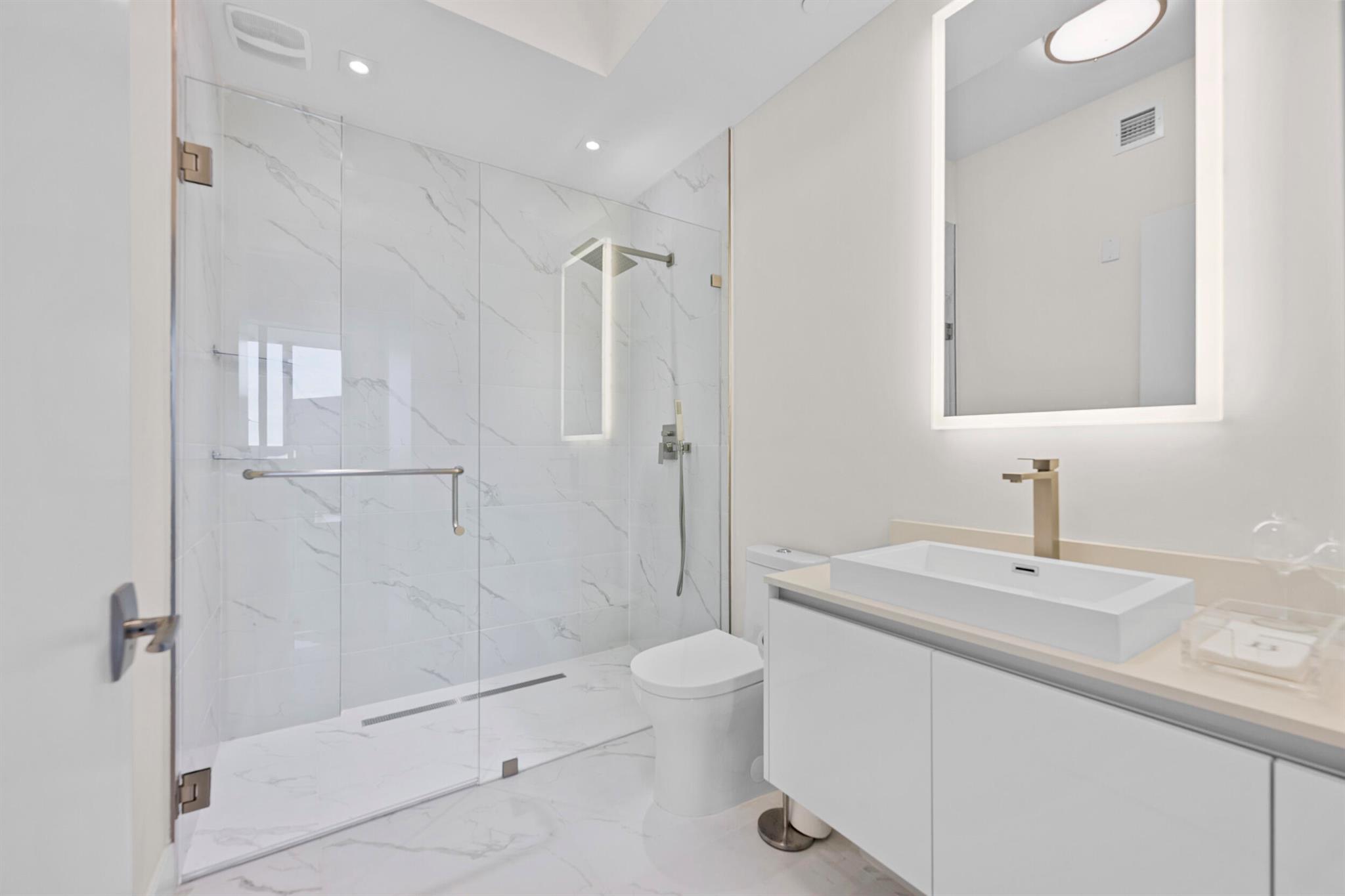 AMRIT OCEAN RESORT - Residential