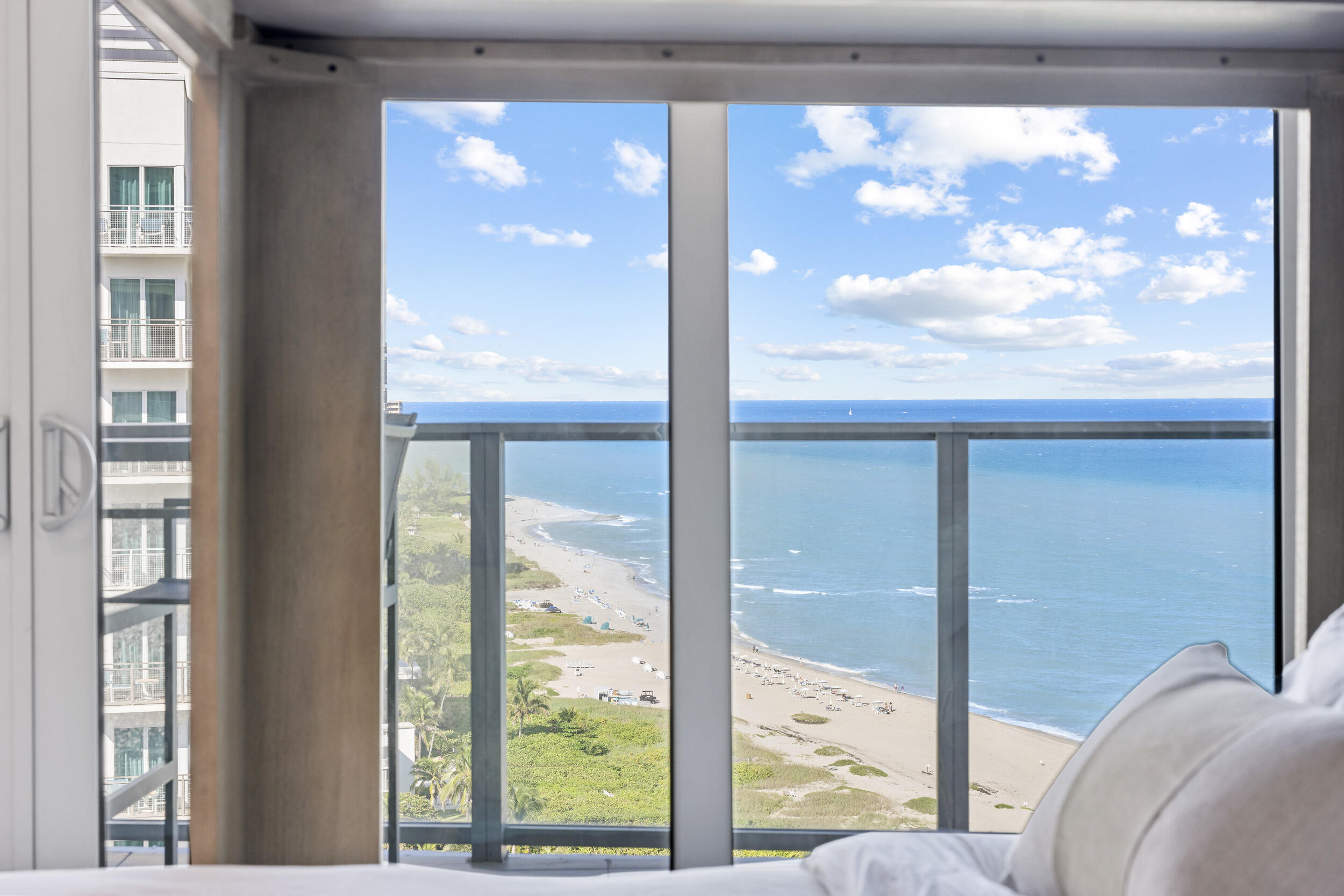 AMRIT OCEAN RESORT - Residential