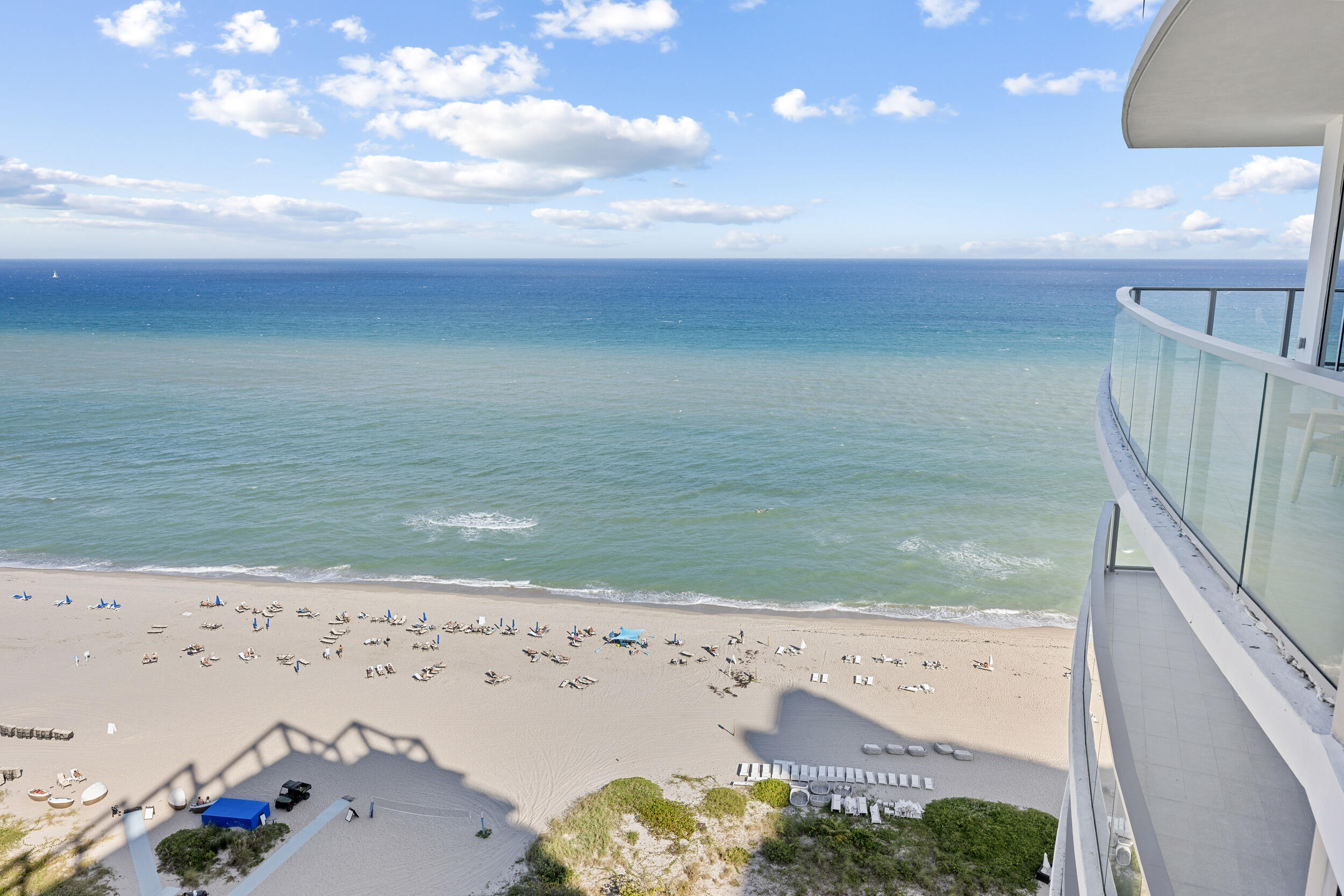 AMRIT OCEAN RESORT - Residential