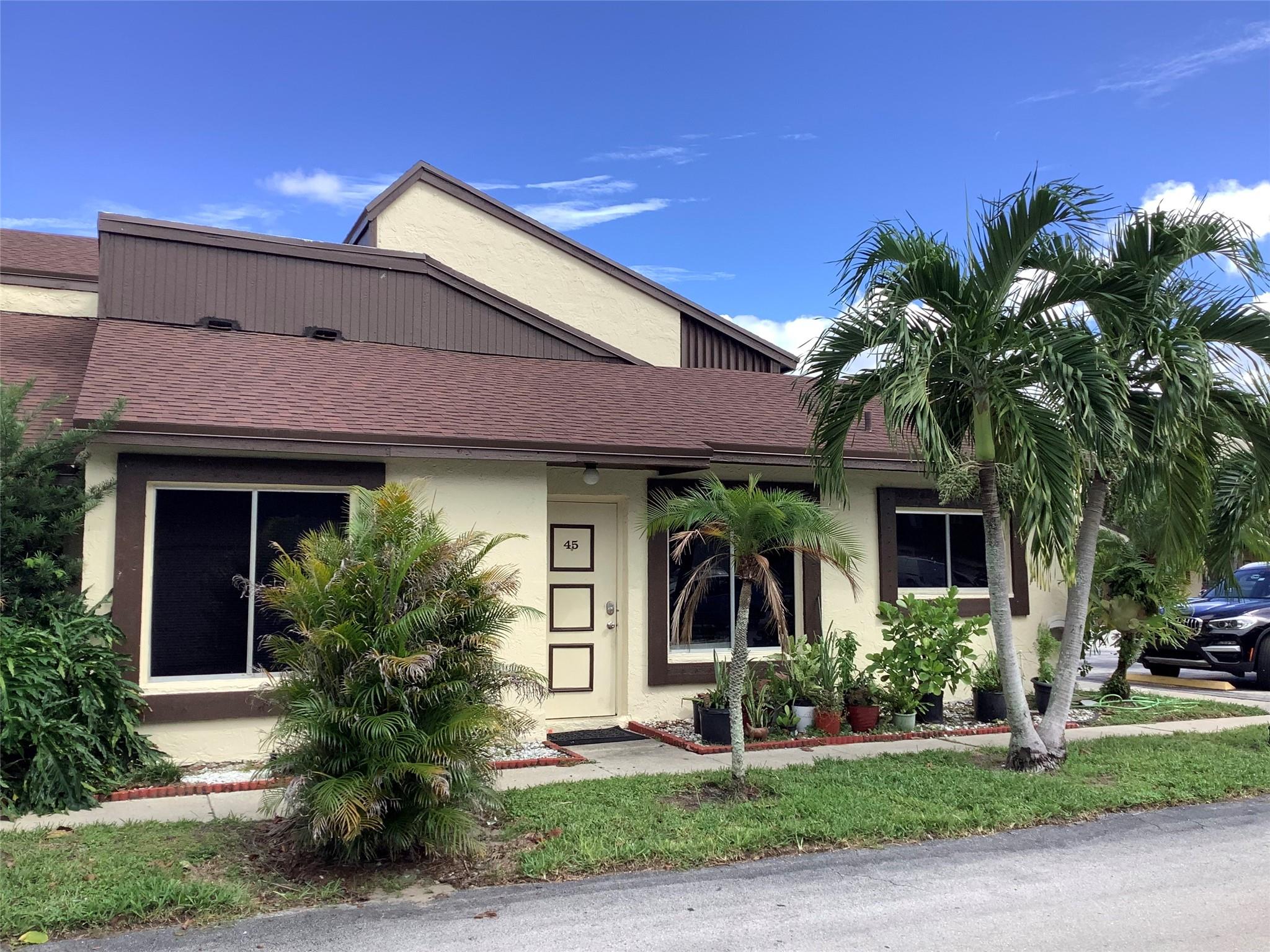 Forest Condo 01-03 - Residential Lease