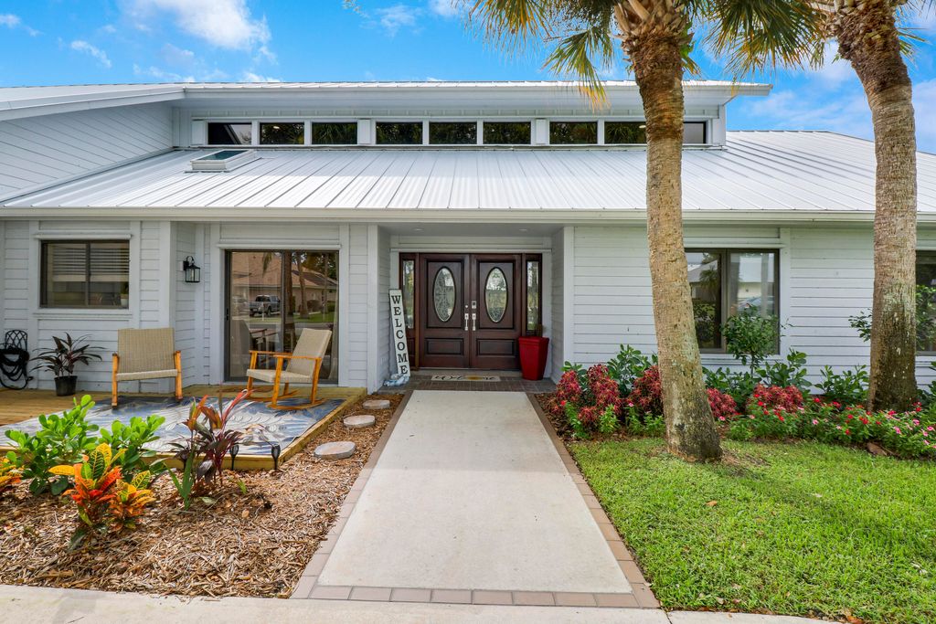 Photo of 8422 SE Quail Ridge Way, Hobe Sound, FL 33455 (MLS # R10923130)
