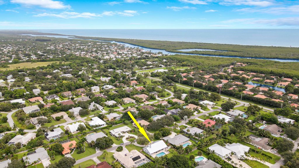 Photo of 8422 SE Quail Ridge Way, Hobe Sound, FL 33455 (MLS # R10923130)