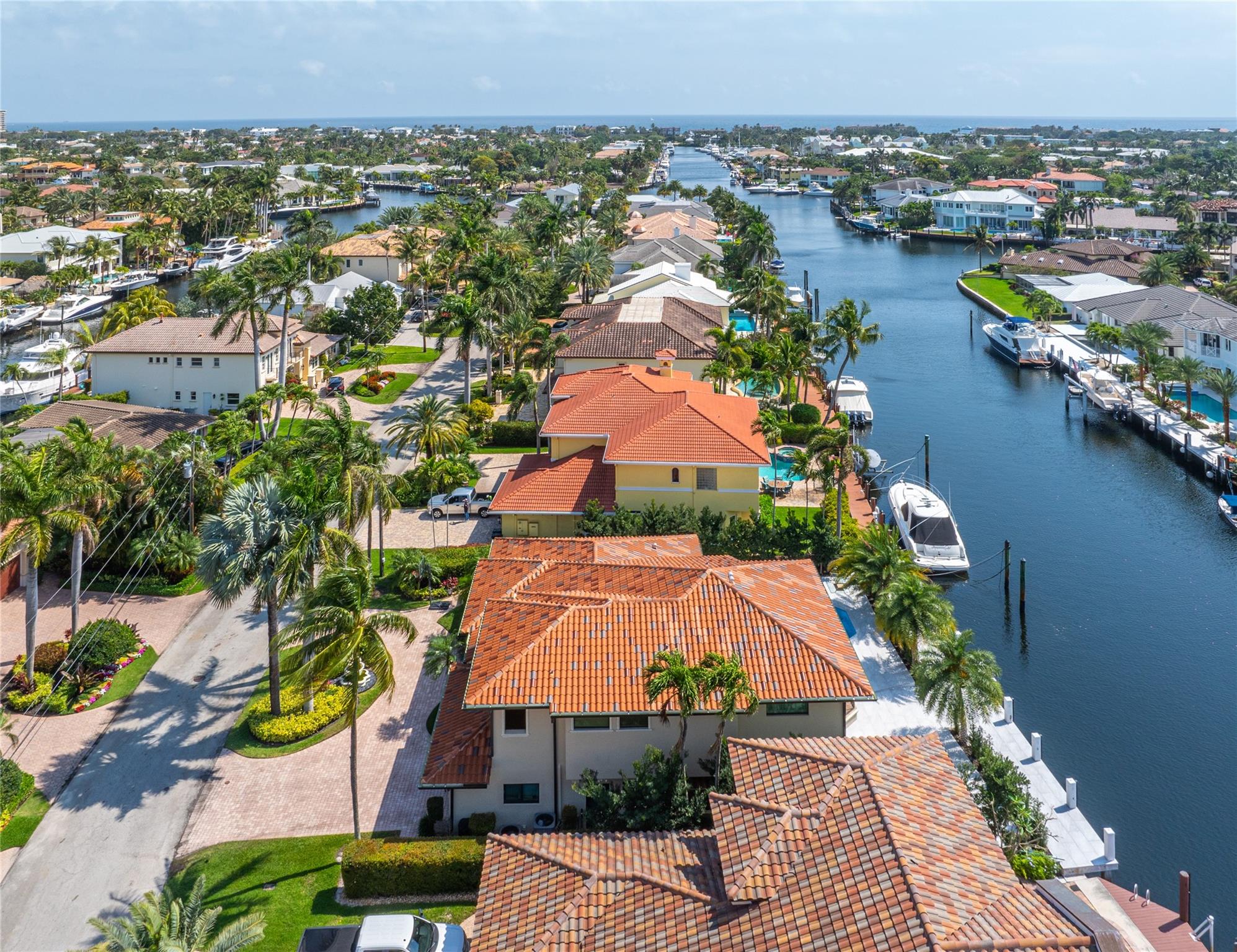 Lighthouse Point 4th Sec - Residential