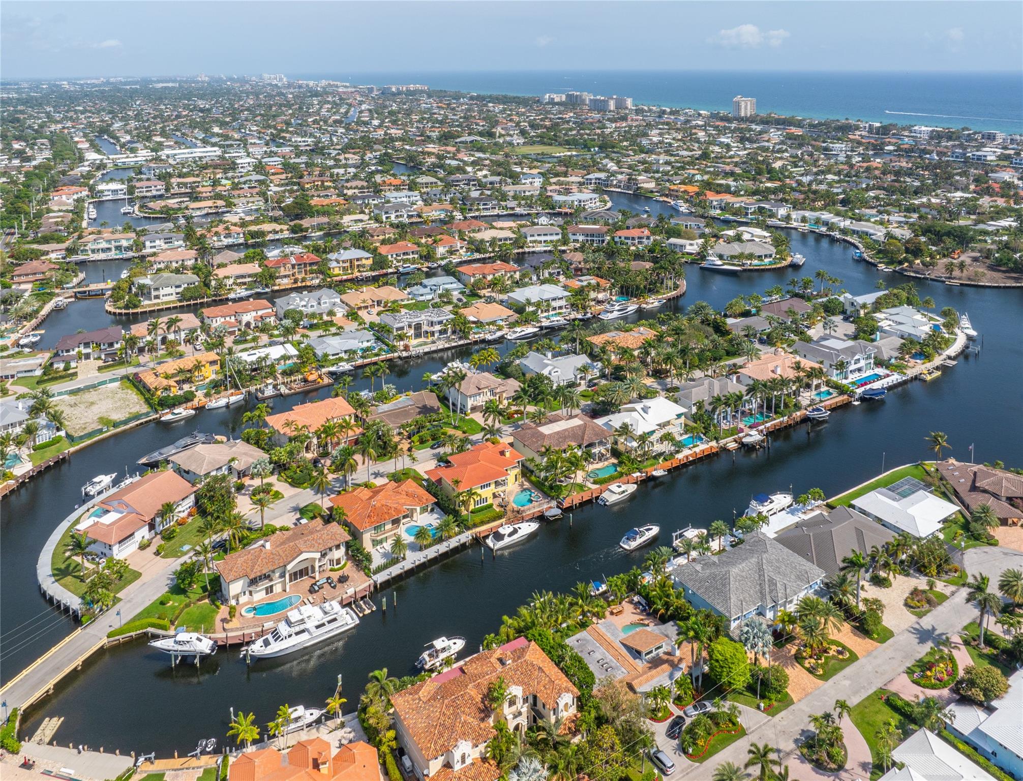 Lighthouse Point 4th Sec - Residential