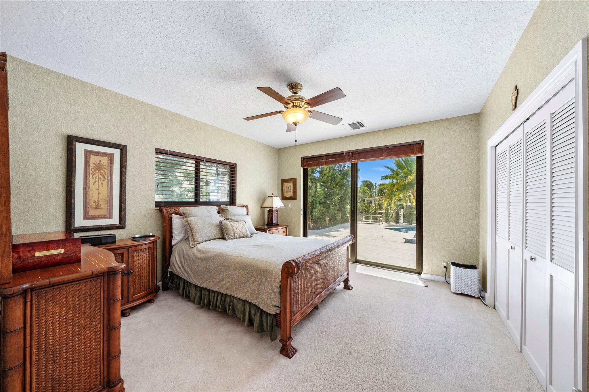 Lighthouse Point 4th Sec - Residential