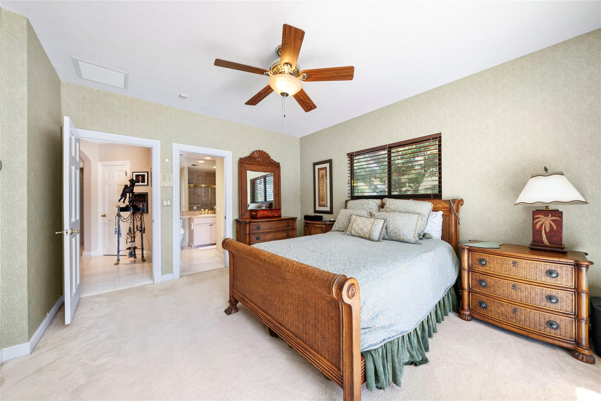 Lighthouse Point 4th Sec - Residential