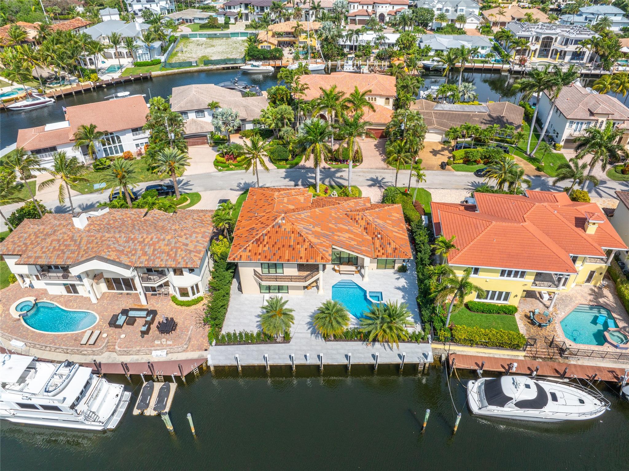 Lighthouse Point 4th Sec - Residential