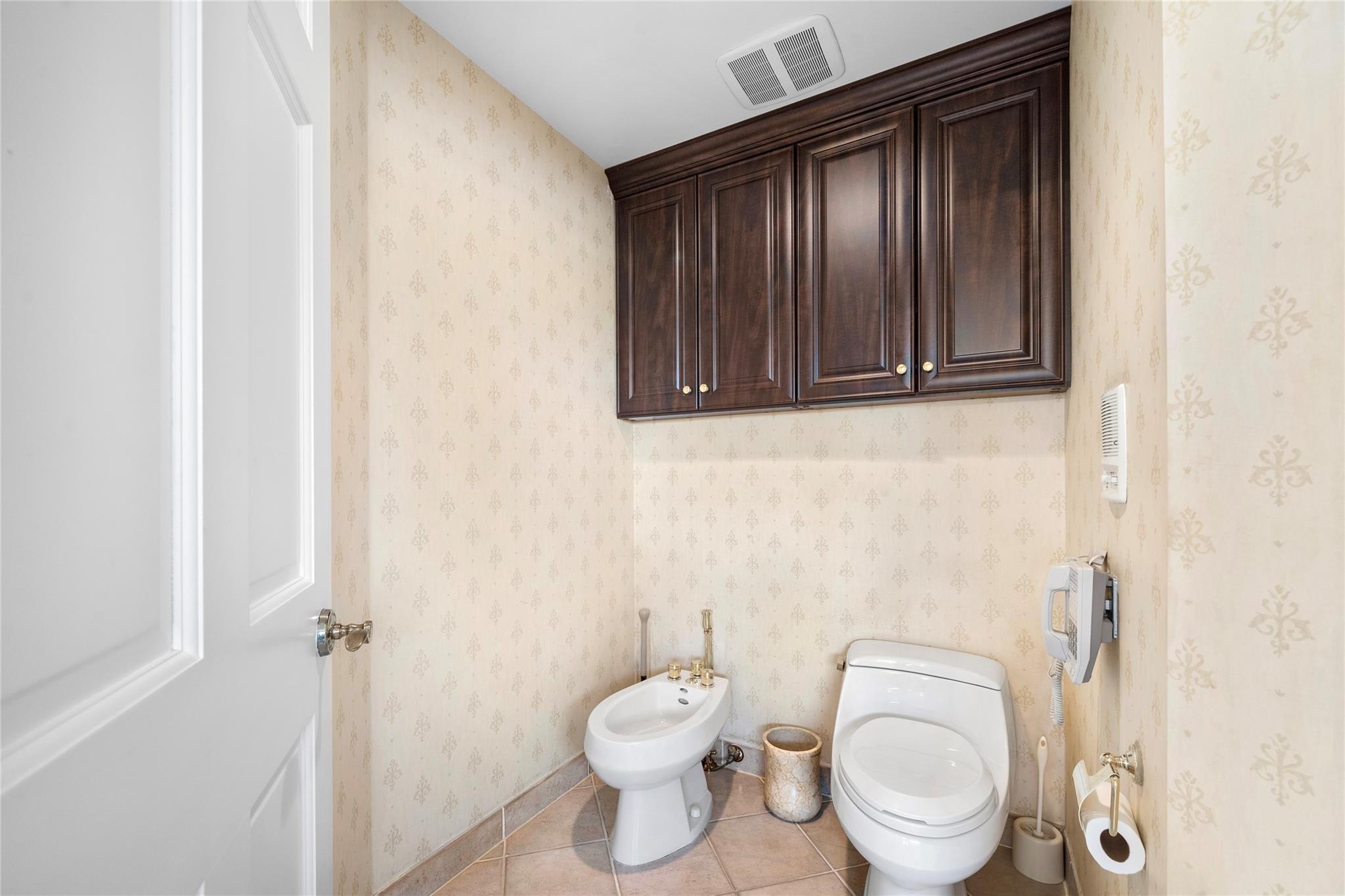 Lighthouse Point 4th Sec - Residential