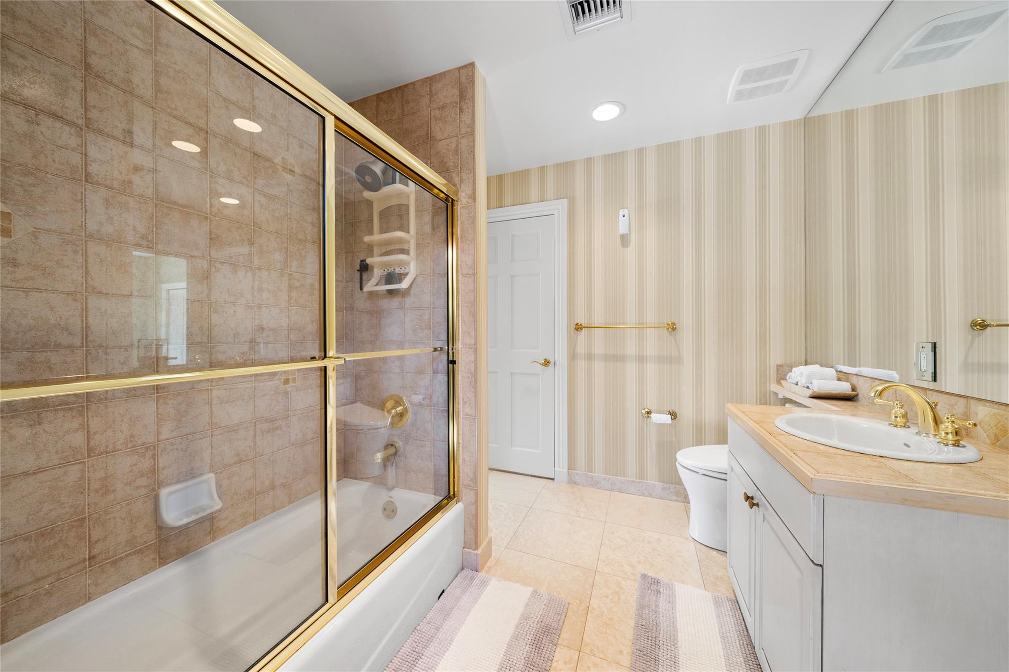 Lighthouse Point 4th Sec - Residential