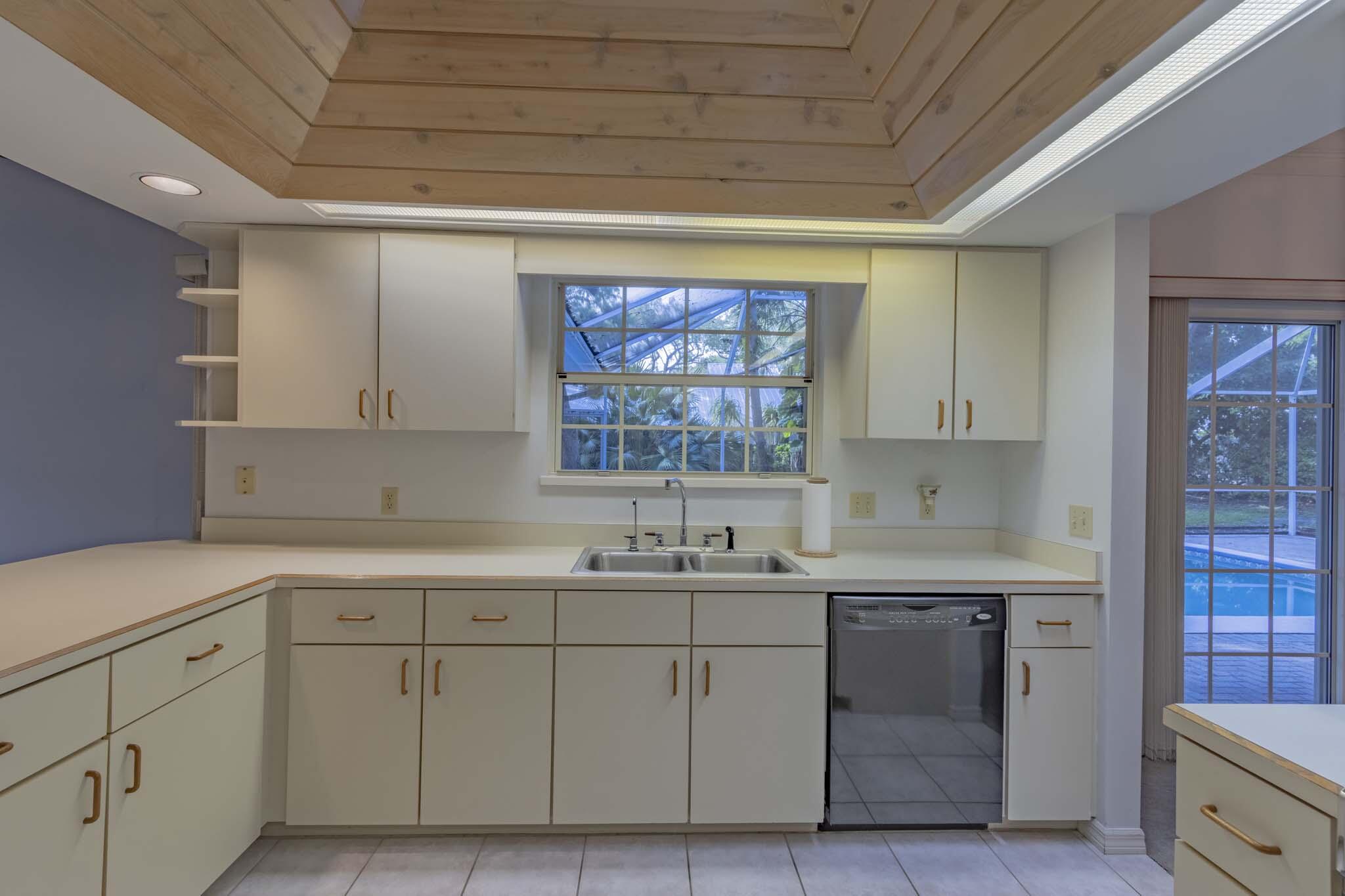 CASTAWAY COVE WAVE FOUR - Residential