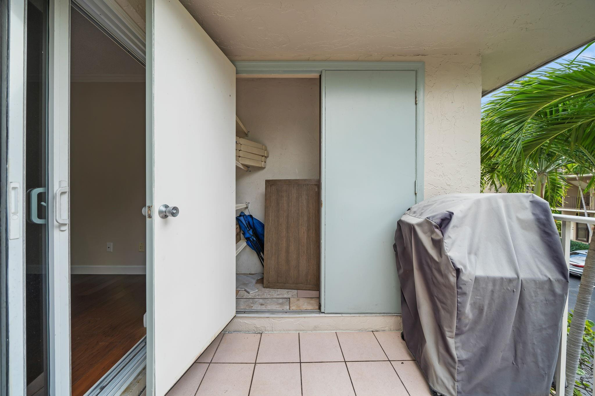 Barbican Condo - Residential