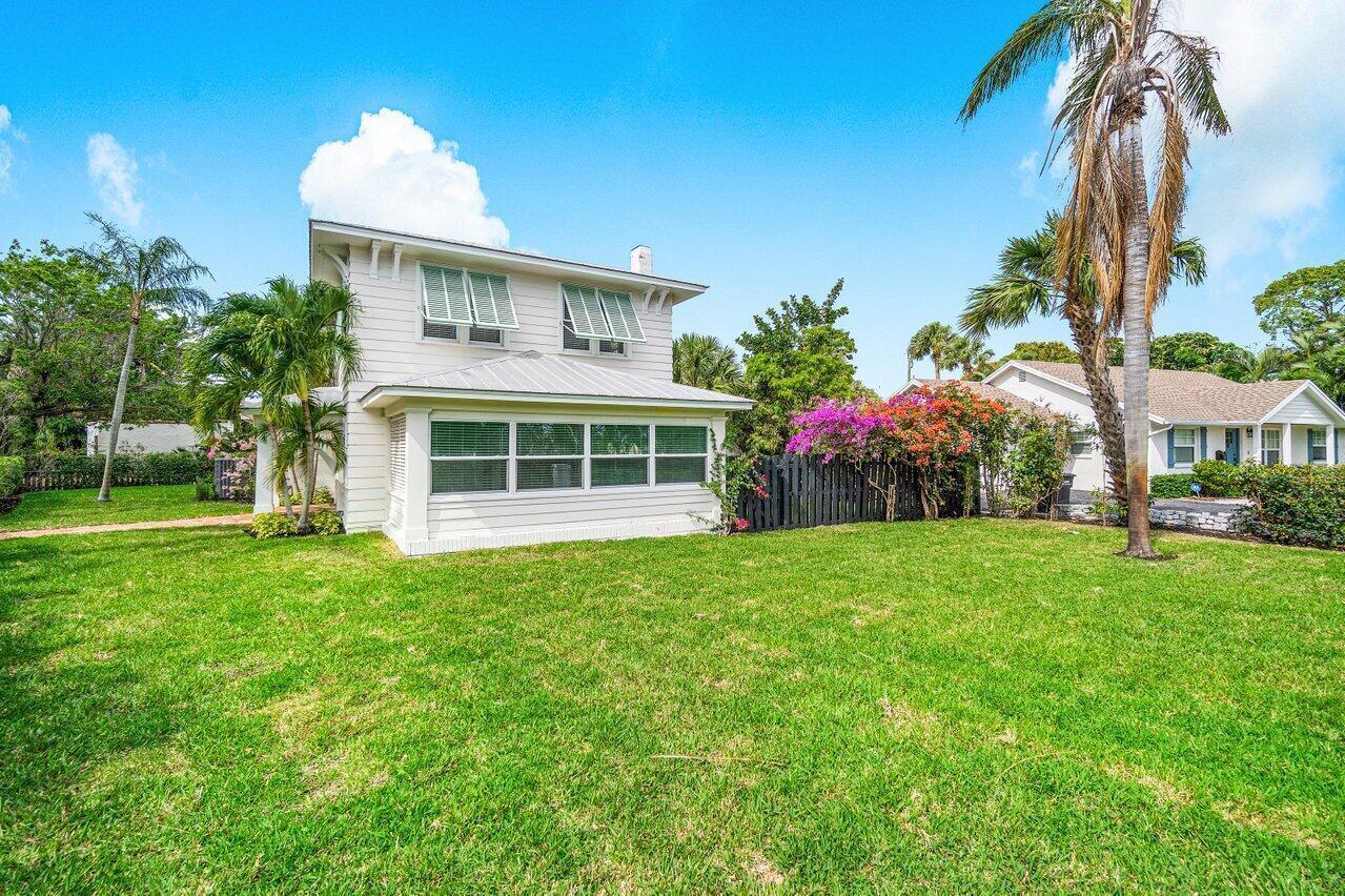 319 Buckingham Road
