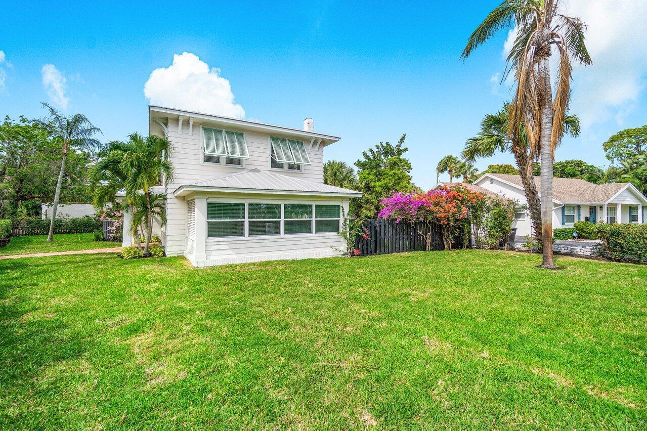 319 Buckingham Road