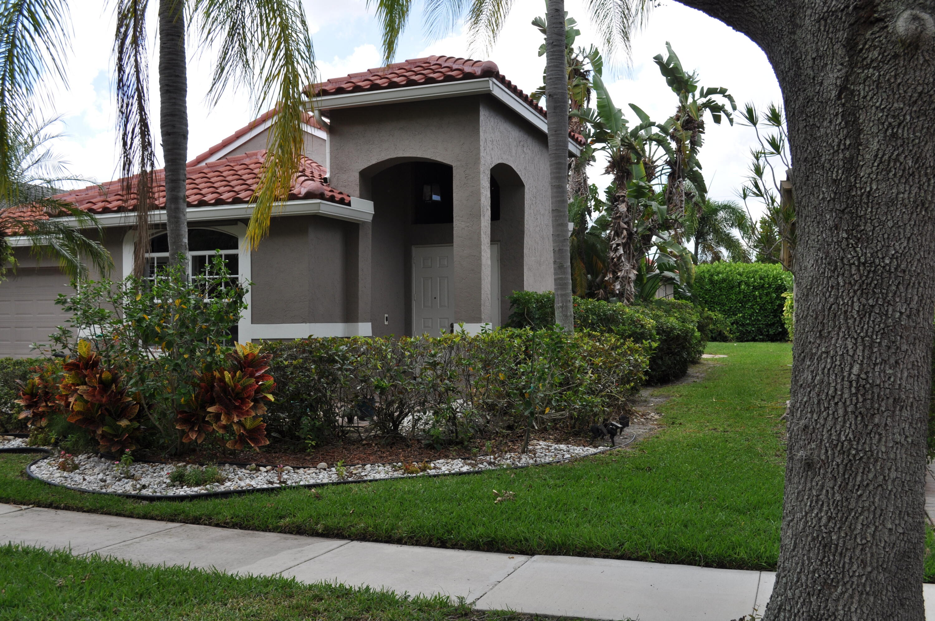 CLUB AT INDIAN LAKES - Residential
