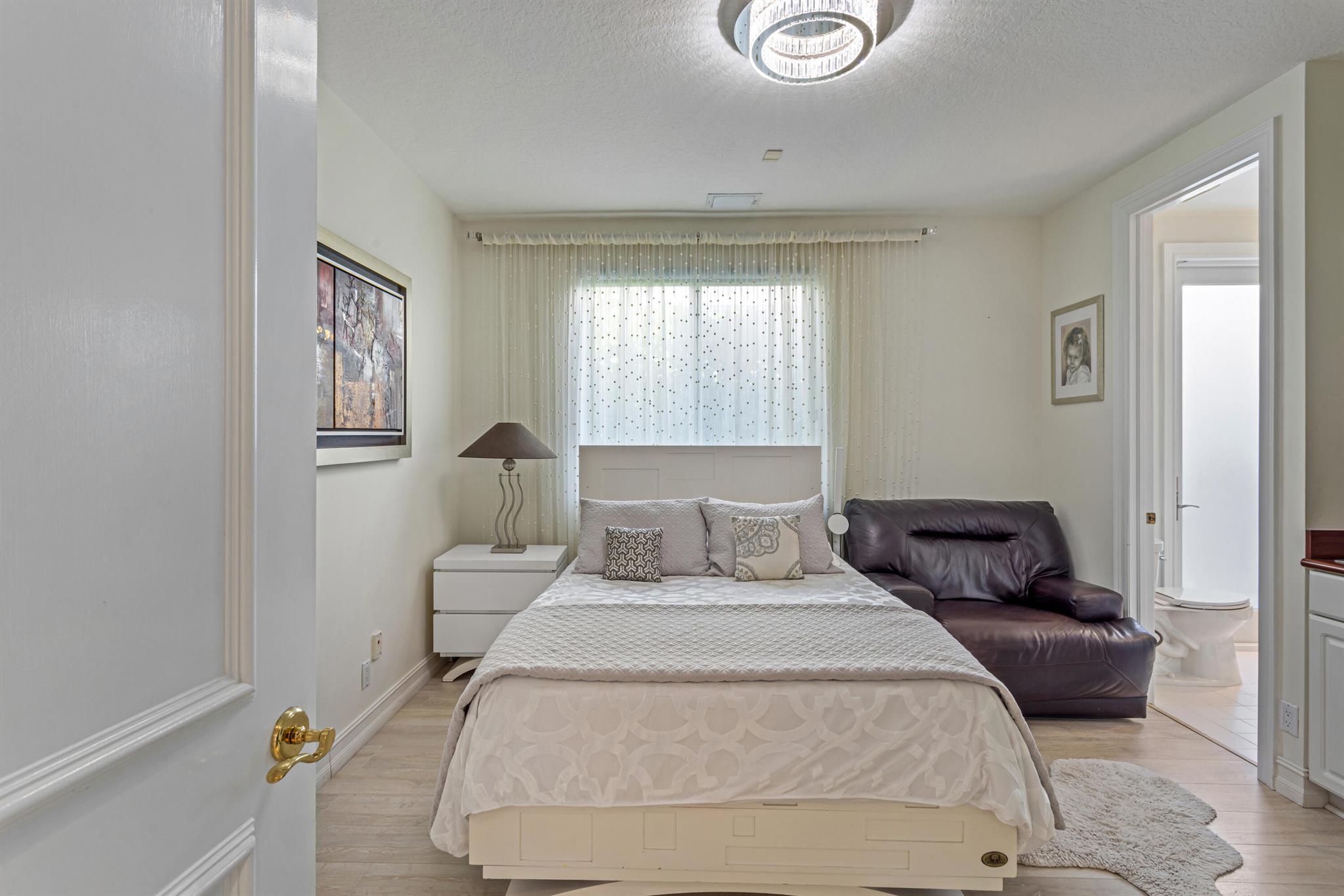 LAKE ROGERS ISLE UNIT A - Residential