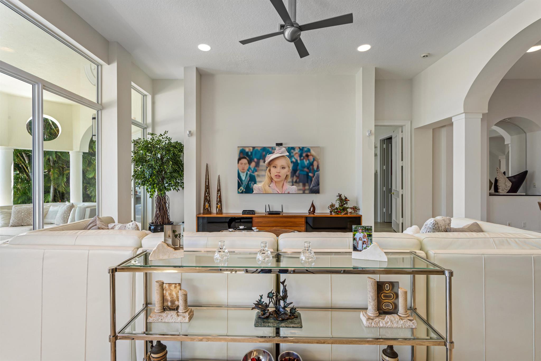 LAKE ROGERS ISLE UNIT A - Residential