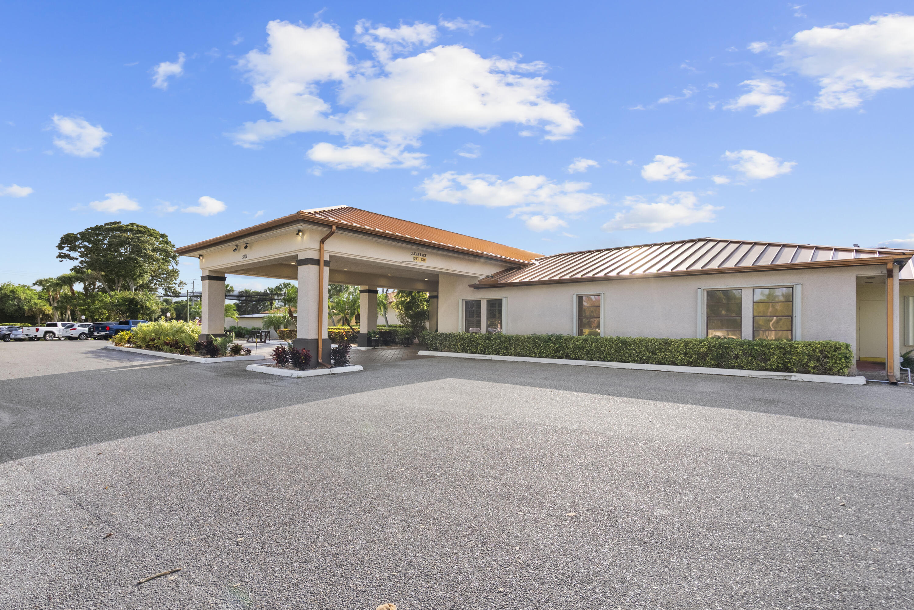 MILES GRANT CONDO - Residential