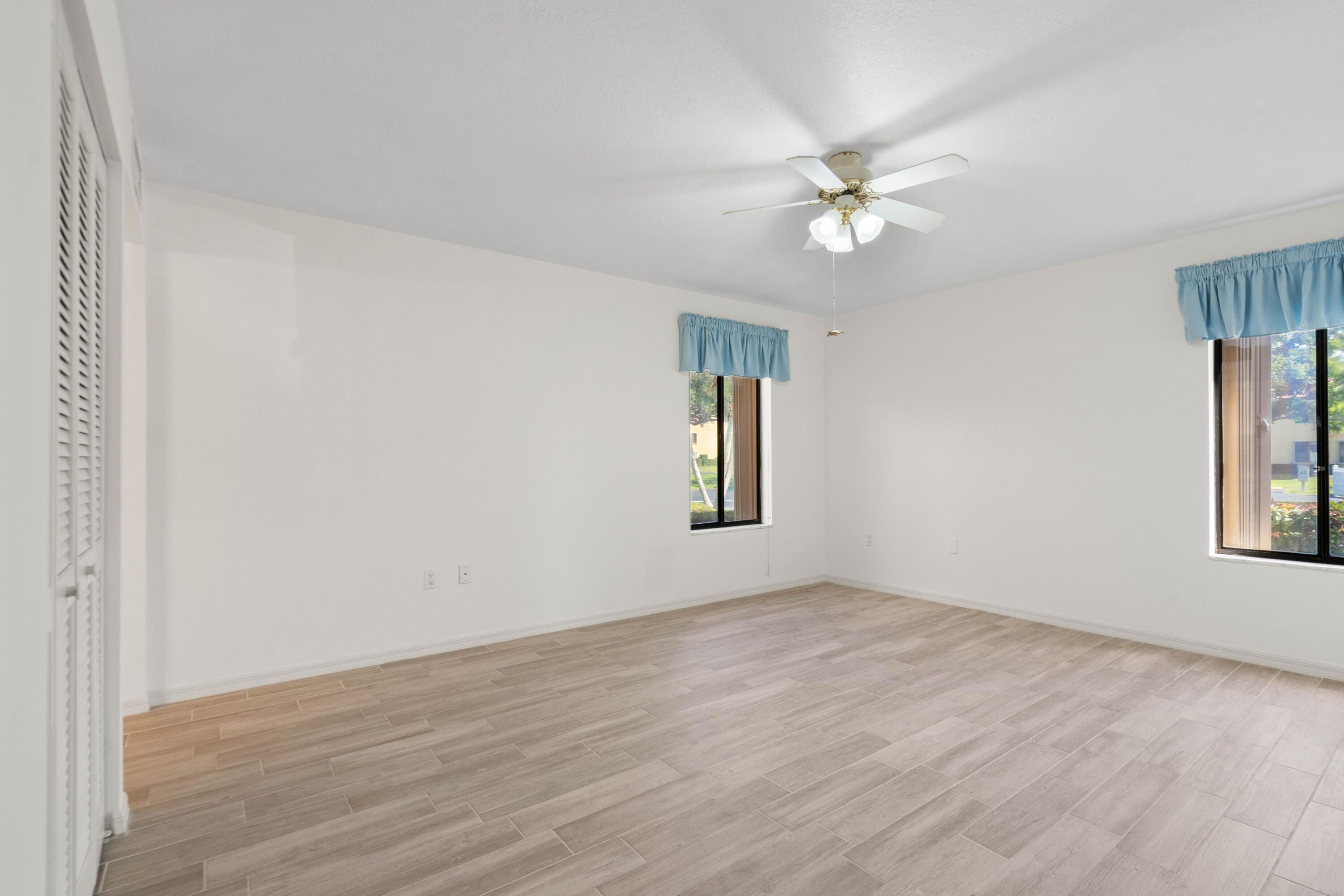 MILES GRANT CONDO - Residential