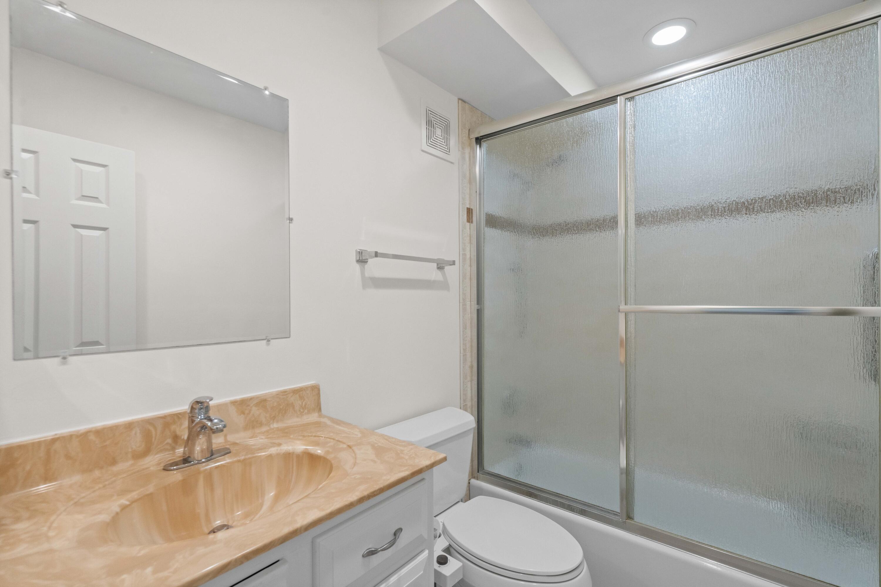 MILES GRANT CONDO - Residential