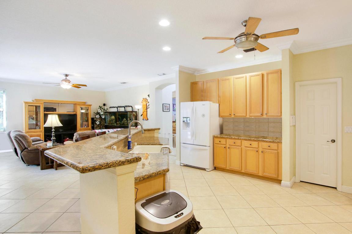 1258 Pebble Ridge Lane