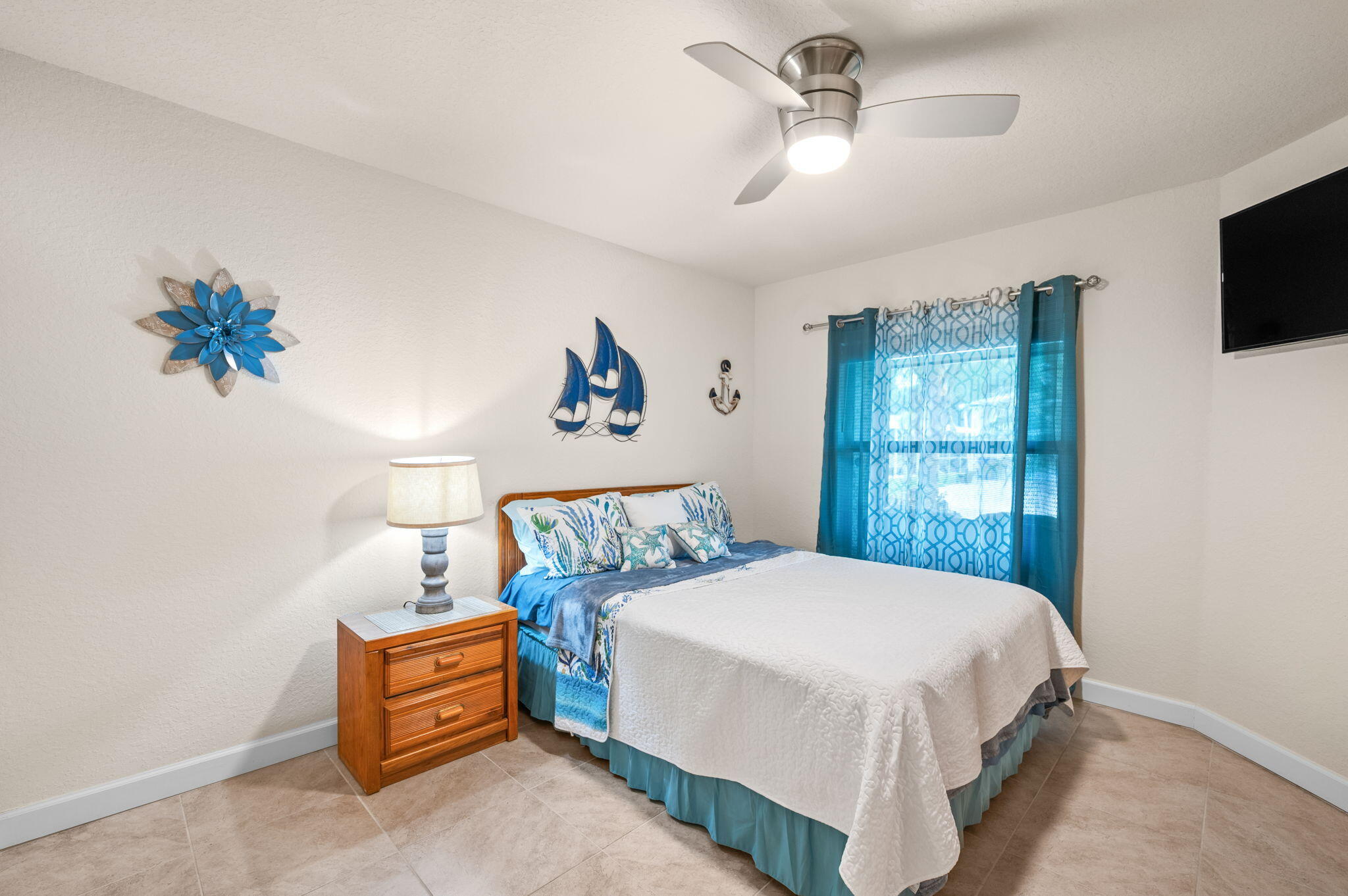 7 MEDITERRANEAN Boulevard E