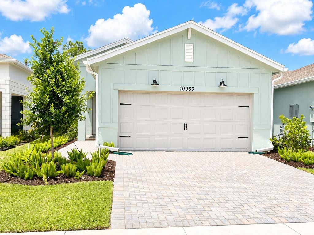 Photo of 10083 NW Dreamweaver Road, Port Saint Lucie, FL 34987 (MLS # B26064392)