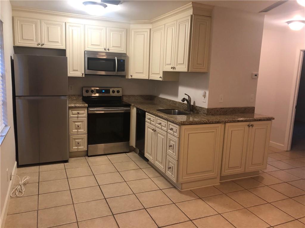 Sailboat Bend - Residential Lease