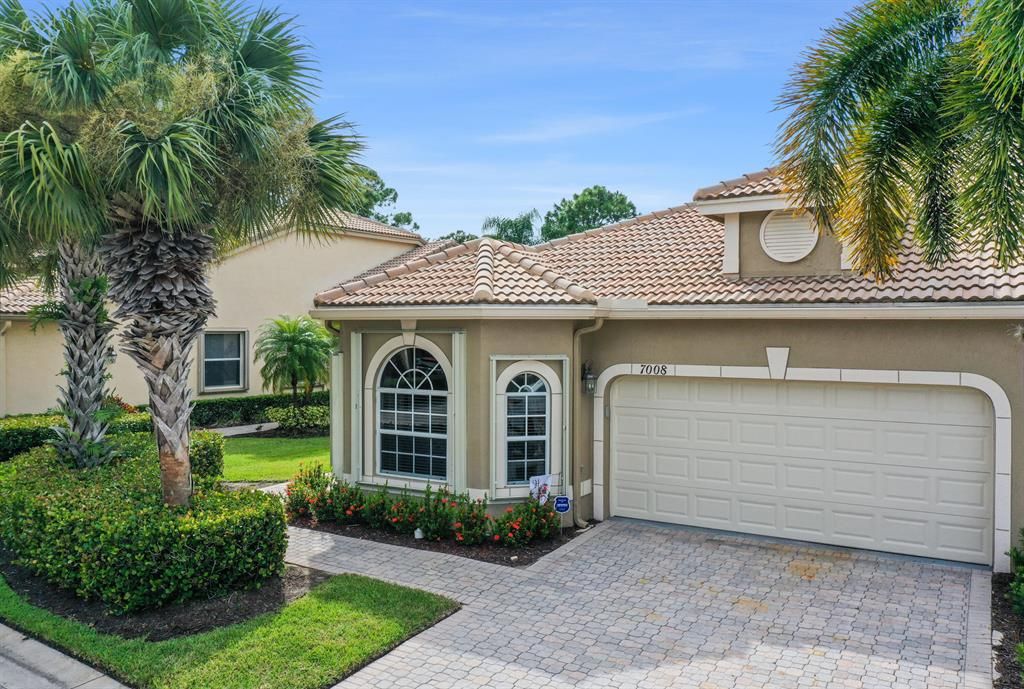 Photo of 7008 Torrey Pines Circle, Port Saint Lucie, FL 34986 (MLS # R10745700)