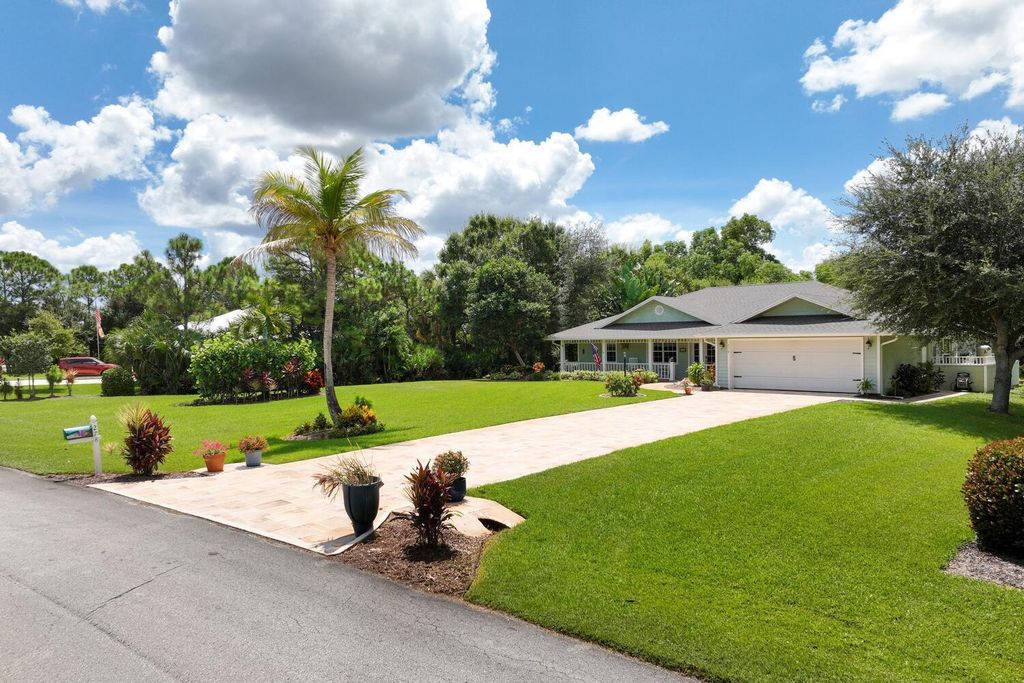 Photo of 278 SE Ashley Oaks Way, Stuart, FL 34997 (MLS # R11118504)