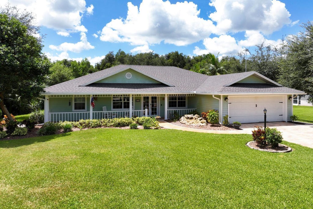 Photo of 278 SE Ashley Oaks Way, Stuart, FL 34997 (MLS # R11118504)
