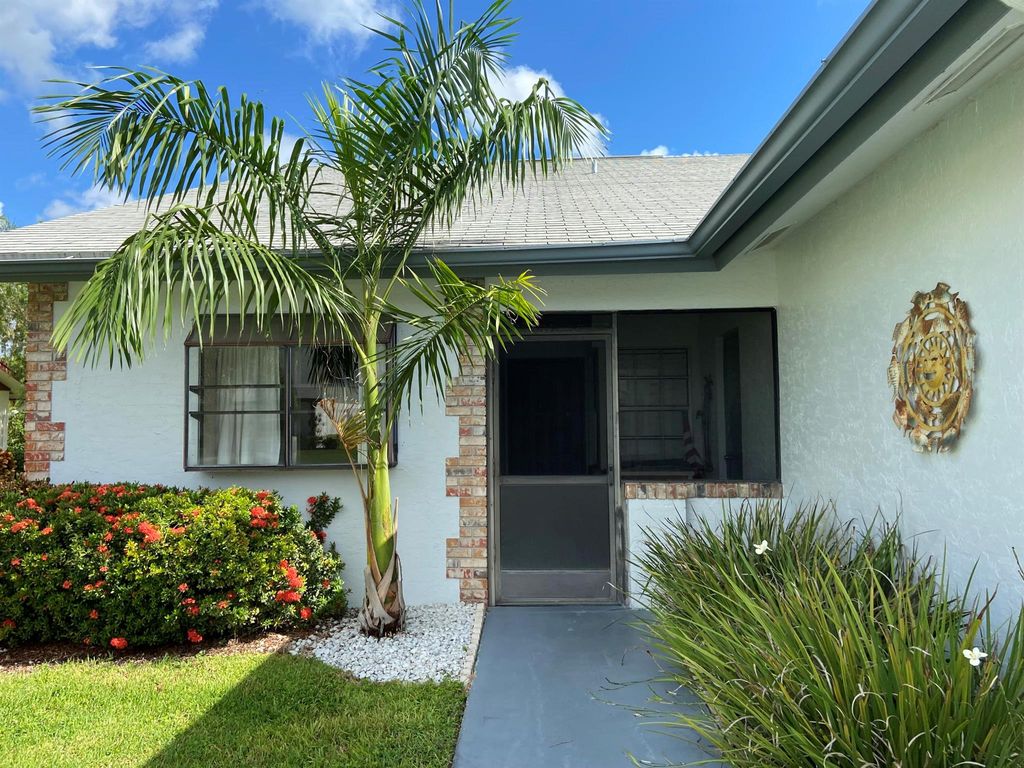 Photo of 125 Moccasin Trail S, Jupiter, FL 33458 (MLS # R11122655)