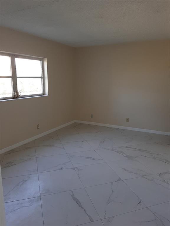 Oriole Gardens 2 - Residential