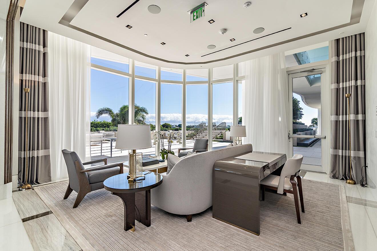 BRISTOL CONDO - Residential