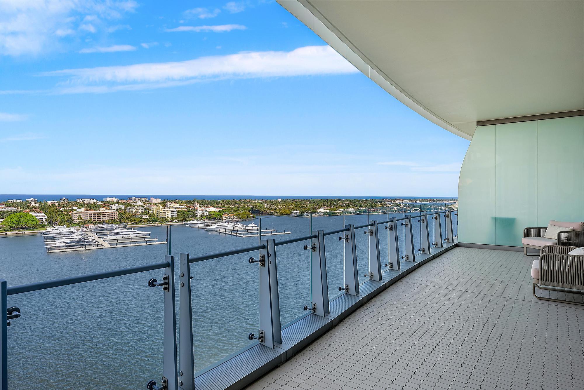 BRISTOL CONDO - Residential