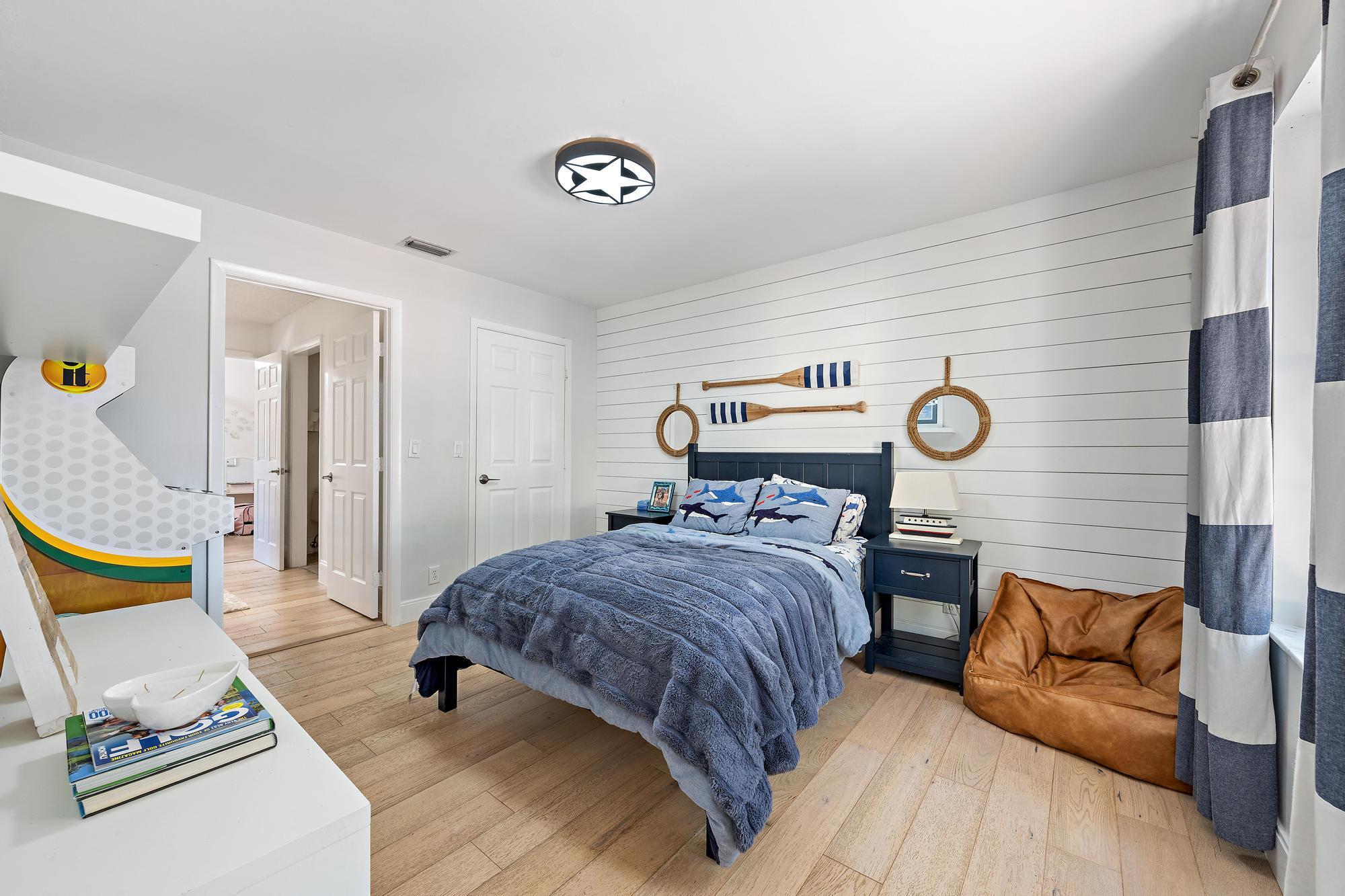 SIENA OAKS - Residential