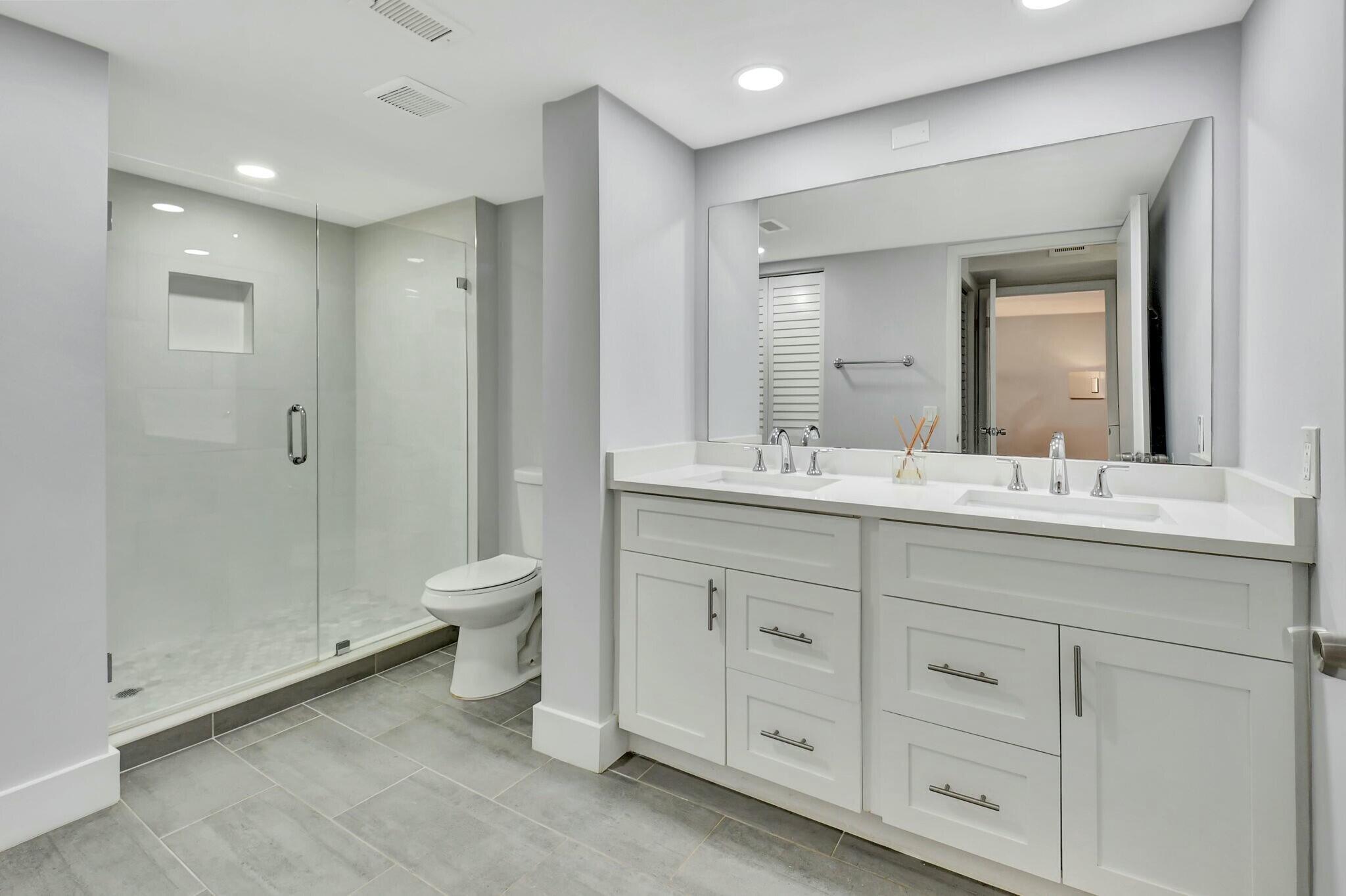 SOUTHPORT AT HUNTERS RUN - Residential