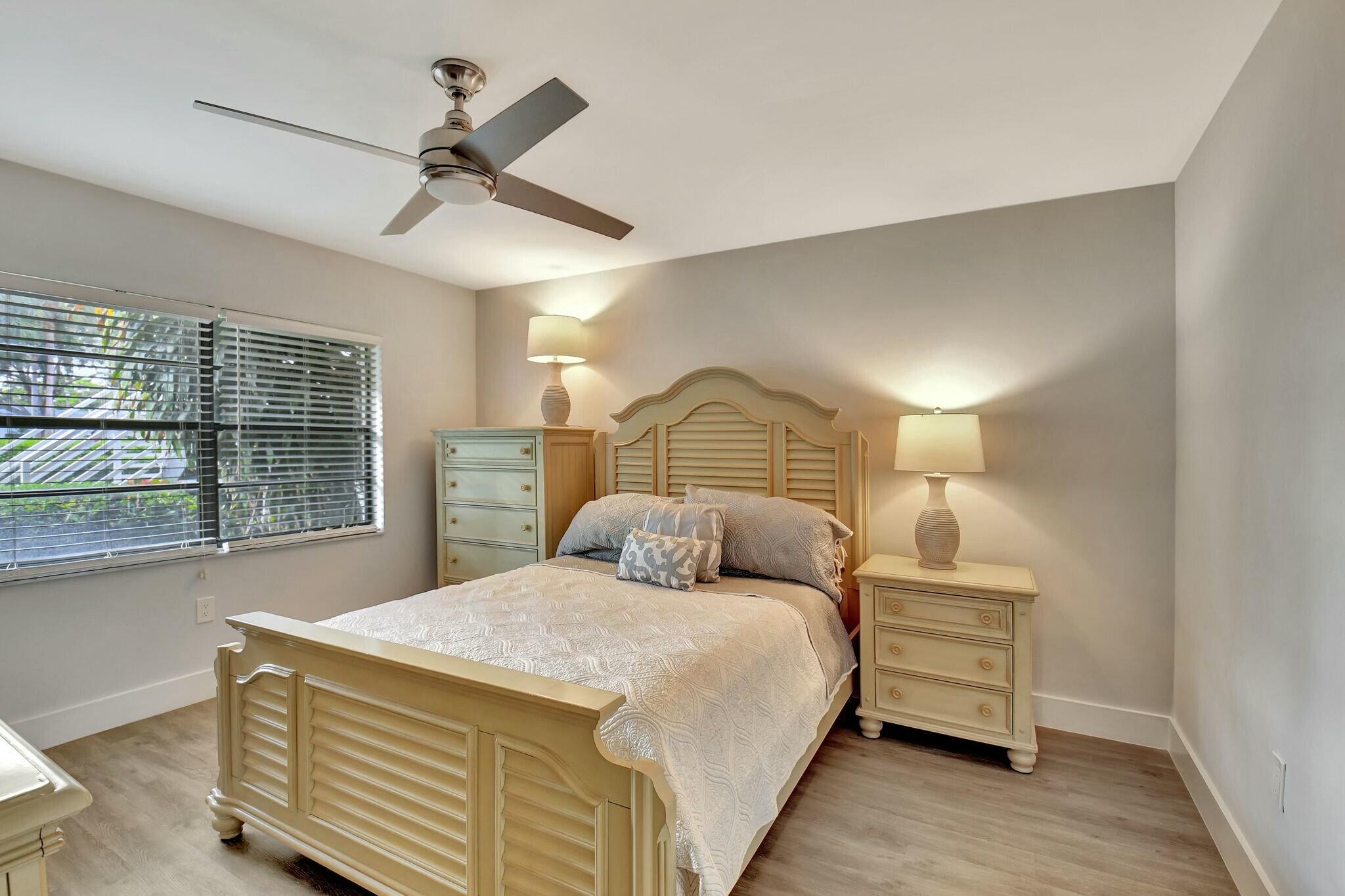 SOUTHPORT AT HUNTERS RUN - Residential