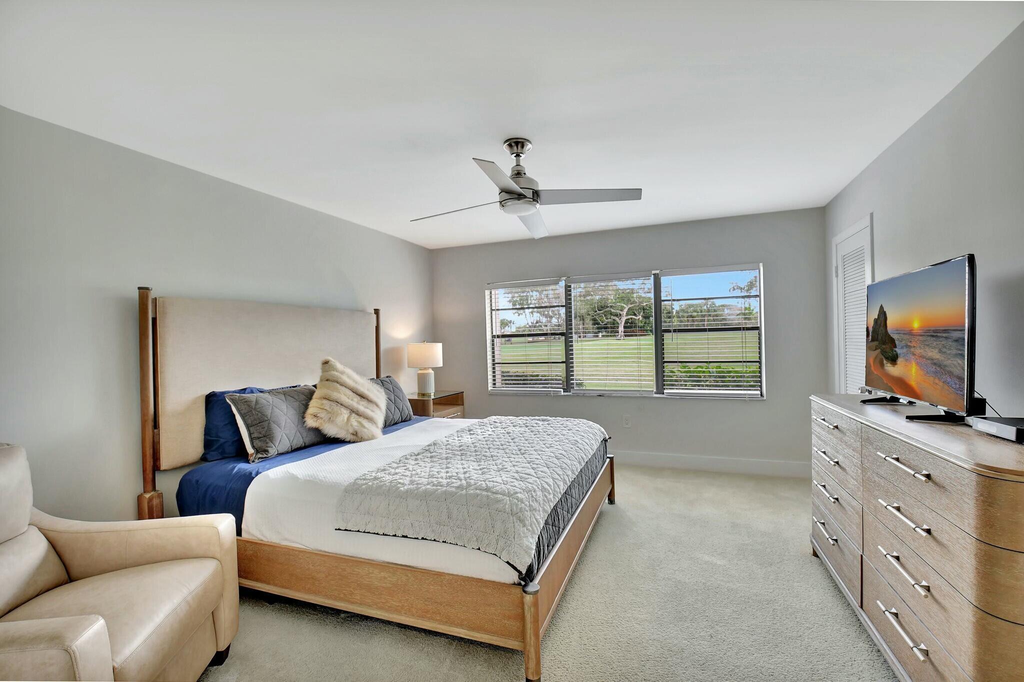 SOUTHPORT AT HUNTERS RUN - Residential