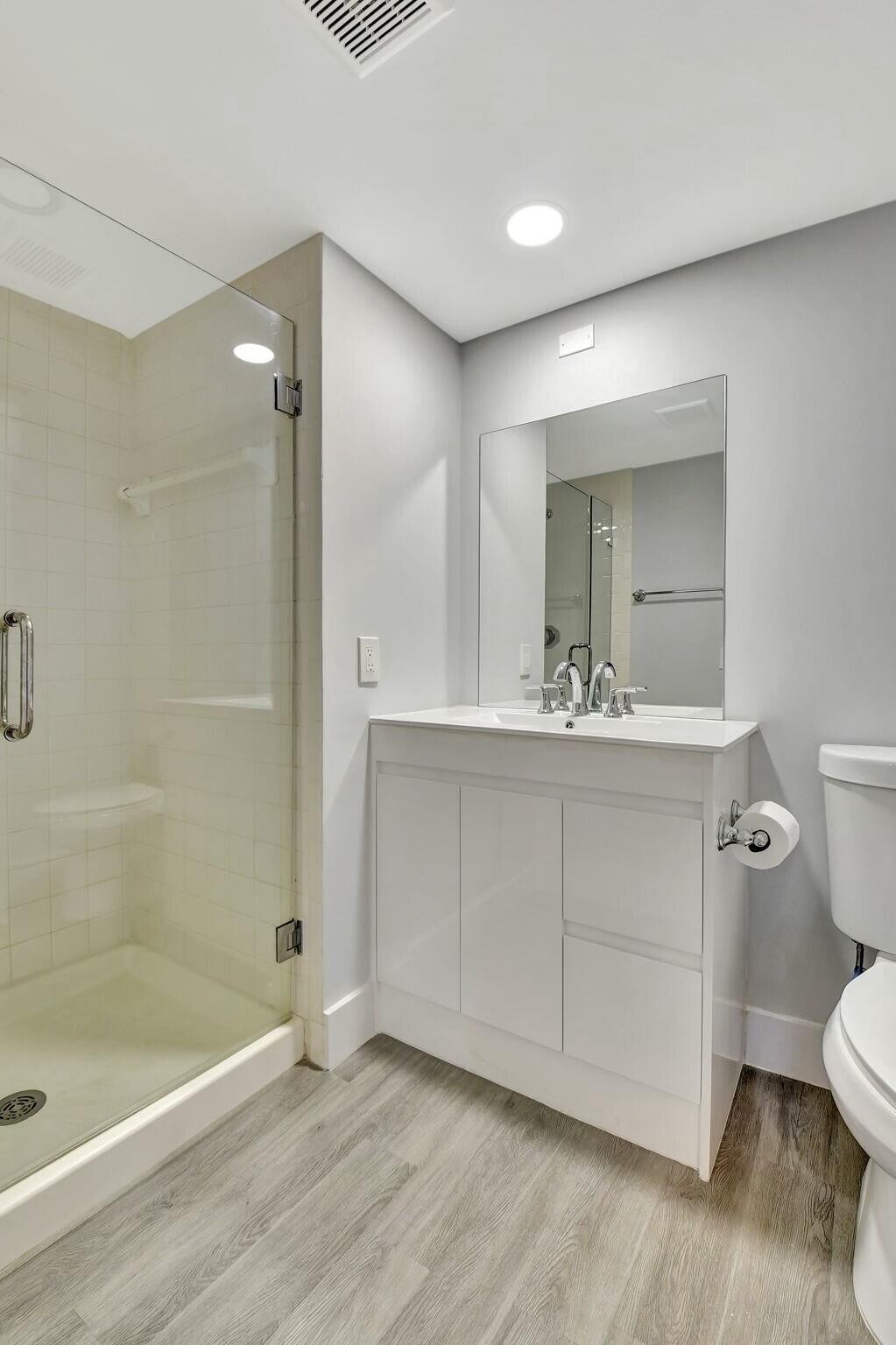SOUTHPORT AT HUNTERS RUN - Residential