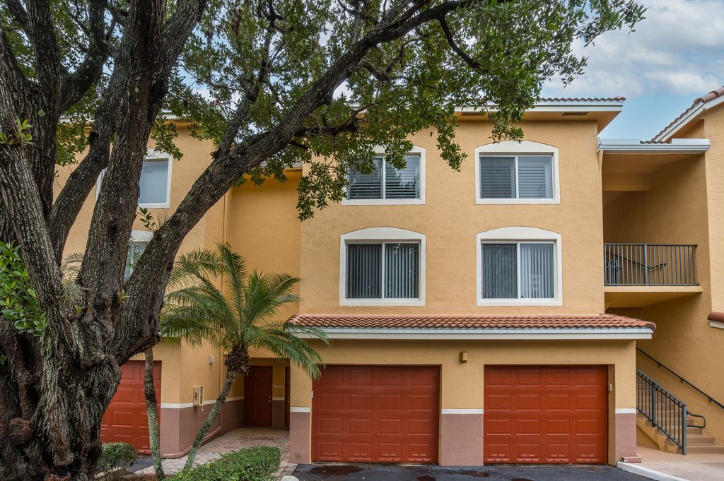 Photo of 400 Scotia Drive #104, Hypoluxo, FL 33462 (MLS # R11055697)