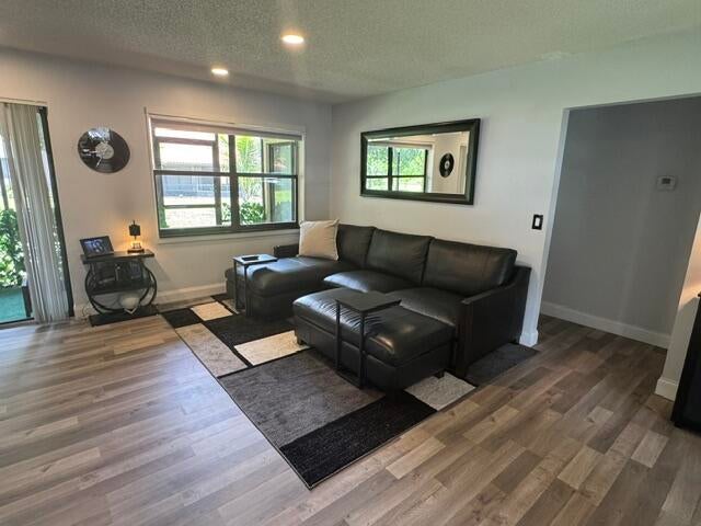 3 Vía De Casas Sur 103, Boynton Beach FL 33426