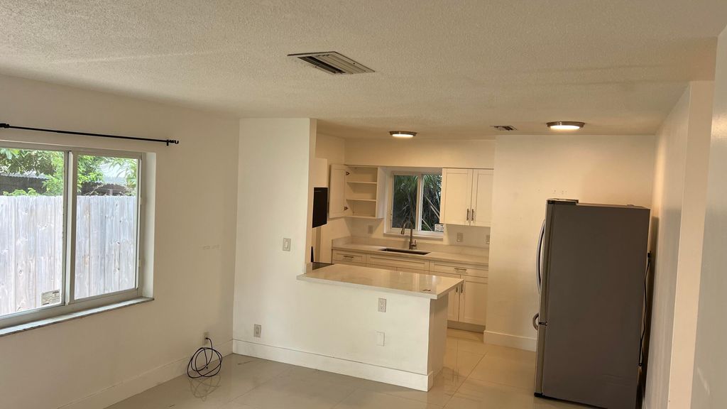 Photo of 220 SE 22nd Avenue #3, Pompano Beach, FL 33062 (MLS # B26017621)