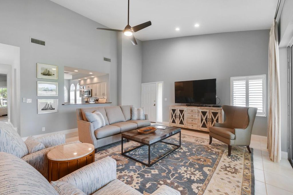 Photo of 206 Ryder Cup Circle S, Palm Beach Gardens, FL 33418 (MLS # R10900732)